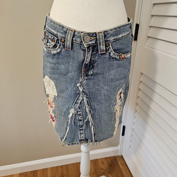 True Religion Dresses & Skirts - TRUE RELIGION WOODSTOCK DENIM SKIRT – SIZE 28 | RARE VINTAGE Y2K BOHO